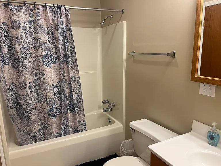 304 N Maple St #2 — Photo 4