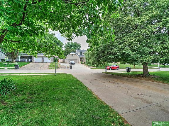 5th image of 6511 S 92nd St