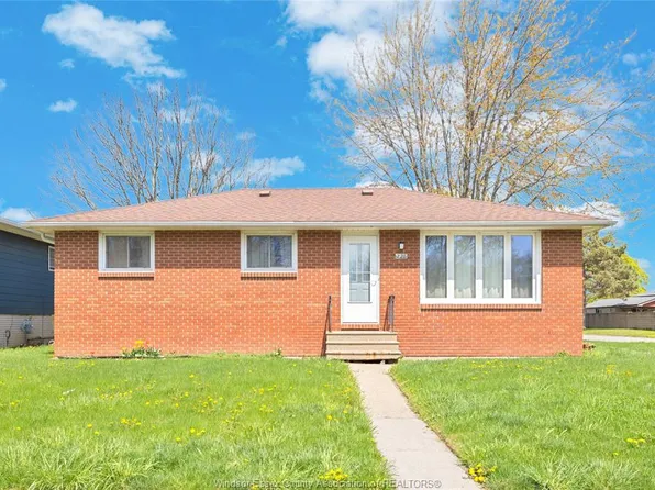 228 Pickering Dr, Amherstburg, ON N9V 1R5