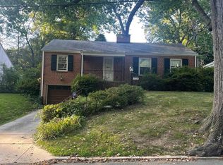 5528 Warwick Pl, Chevy Chase, MD 20815