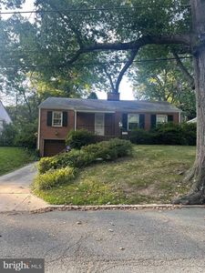 5528 Warwick Pl, Chevy Chase, MD, 20815