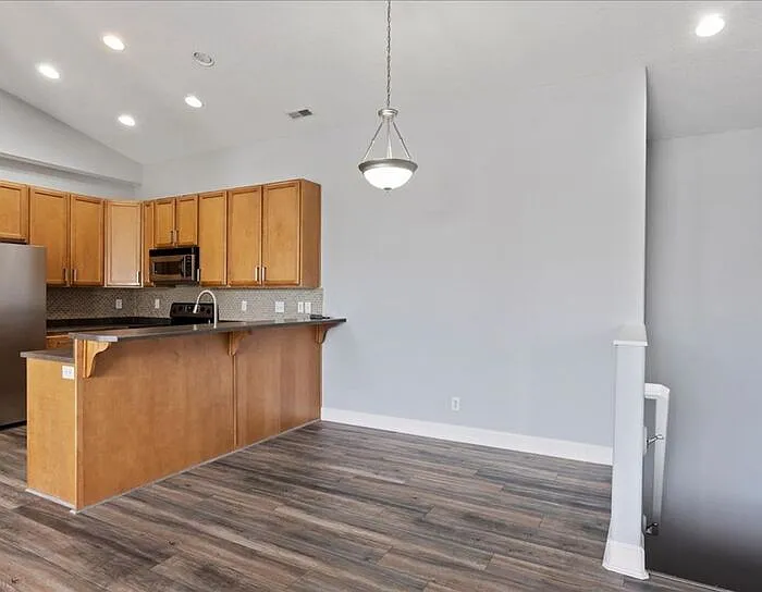 239 Birmingham Ln — Photo 6