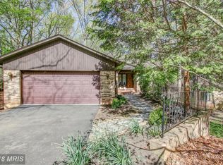 2274 Crows Nest Ln, Reston, VA 20191