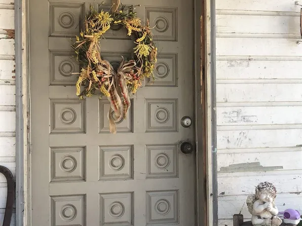 452 Granny Ln, West Columbia, SC 29172