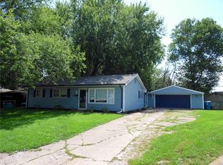 35 Brookside Dr, New Whiteland, IN 46184