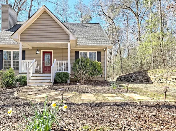 1959 Rolling Meadows Loop, Young Harris, GA 30582