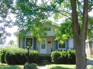 2015 Clarke St, Murphysboro, IL 62966