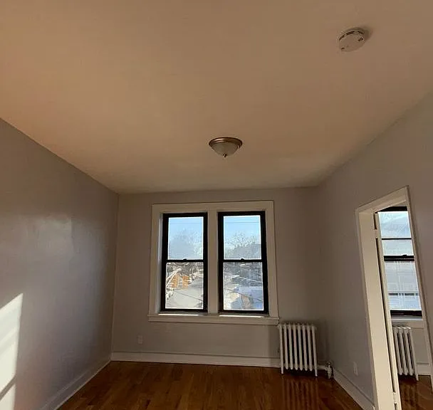807 - Trefoil Manor — Photo 14