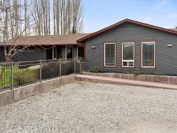 168802 W Johnson Rd, Prosser, WA 99350