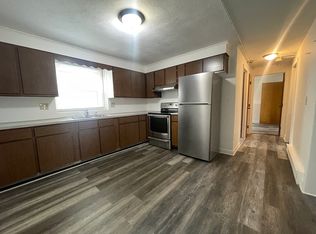 340 Evergreen St APT 2, Pawtucket, RI 02861