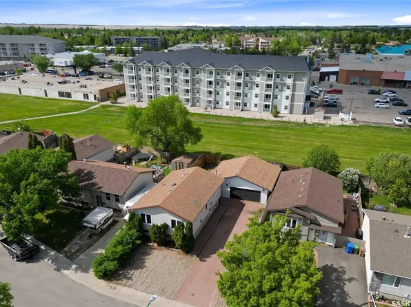 986 Rowell CRESCENT N, Regina, SK S4X 2A6