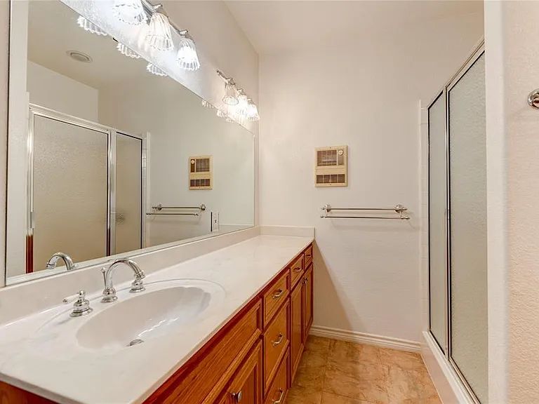 2300 County Road 302 — Photo 16