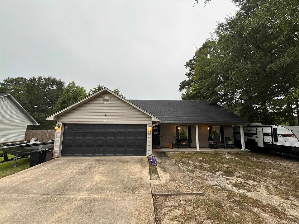 1st image of 913 Kari Dr