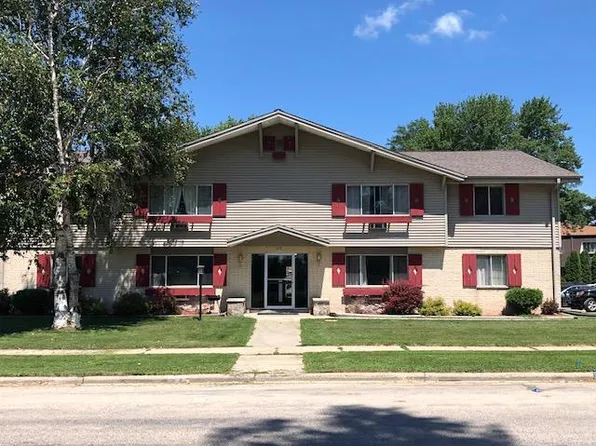 630 E Lincoln Ave, Hartford, WI 53027