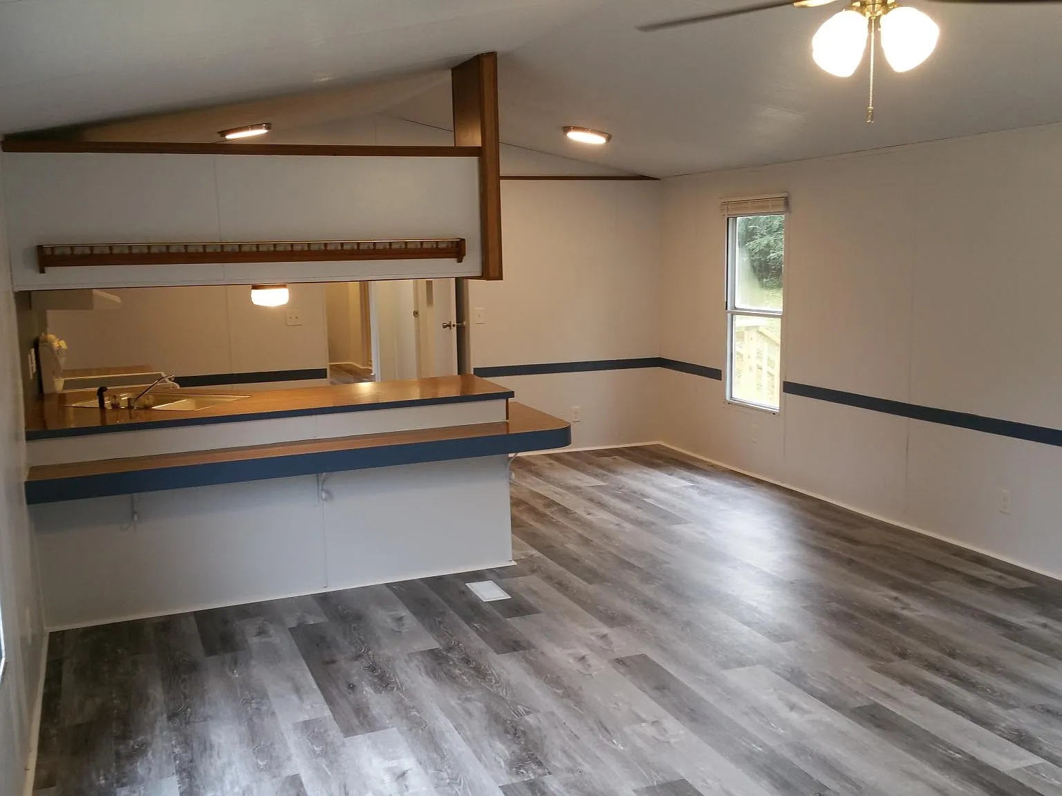 72 Branchwood Ln — Photo 3