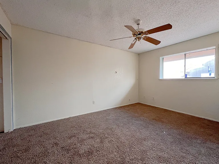 3122 Crest Colony Ln — Photo 8