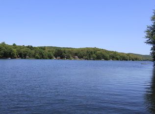 51 Mountain View Rd, Putnam Valley, NY 10579