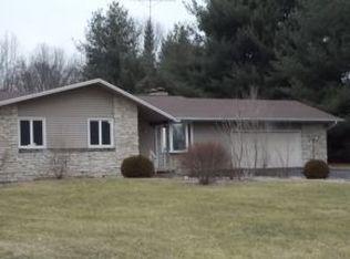 13430 4b Rd, Plymouth, IN 46563