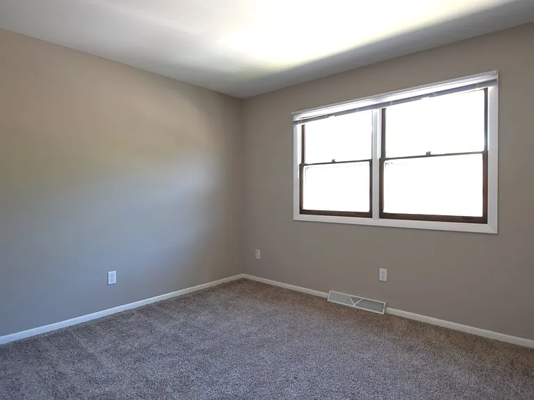 Woodland Reserve Apartments — Photo 105
