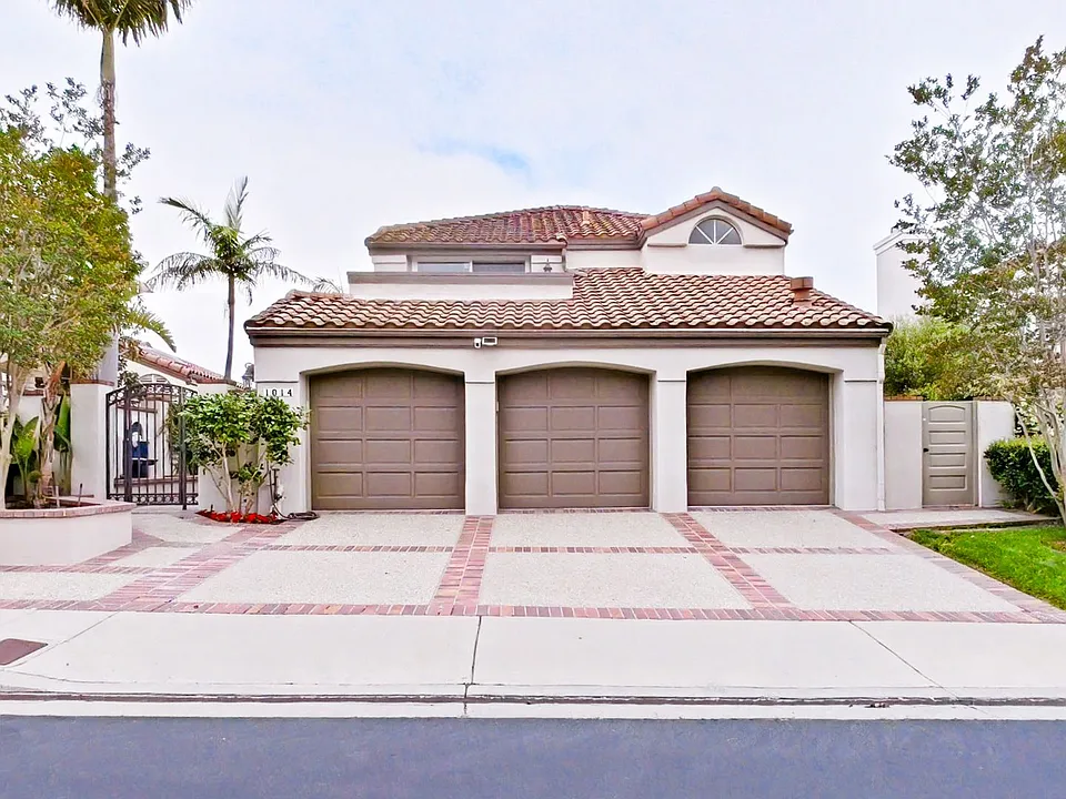 1014 Calle Venezia