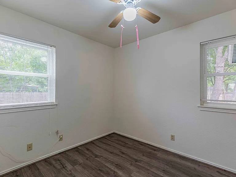 1014 Morey Peak Dr — Photo 21