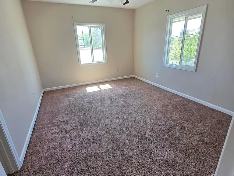 2641 N Arrowhead Ave — Photo 29