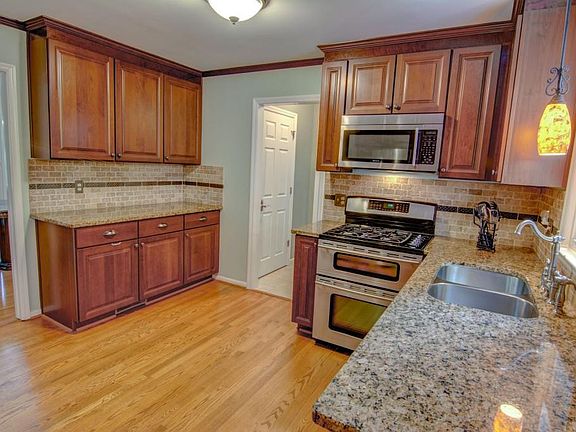 5th image of 6277 Station Mill Dr