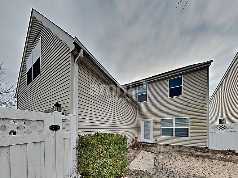 7200 Winterbek Ave — Photo 21