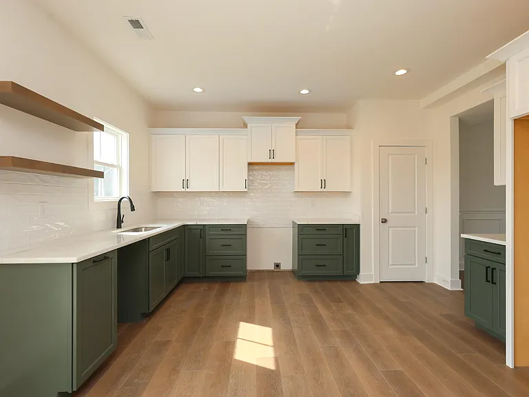 208 Skaggs Blvd — Photo 6