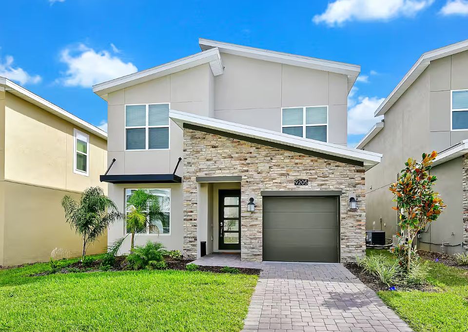 1st image of 9205 Sommerset Hills Dr