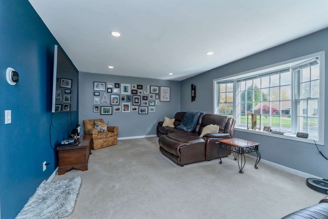 next background image