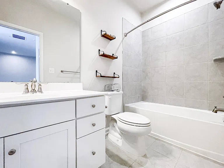 10132 Dorsey Ln — Photo 34