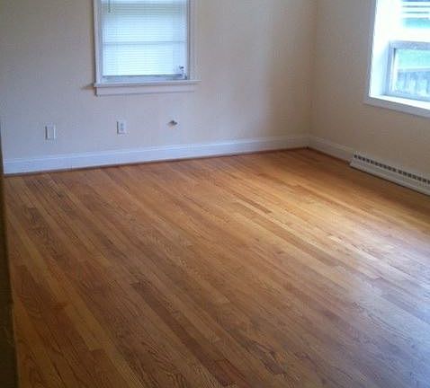 4th image of 1101 Dandridge Dr