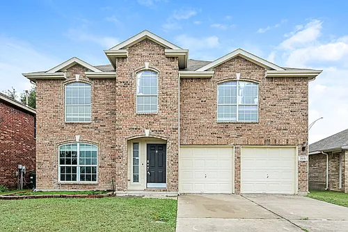305 Windy Hill Ln Photo 1