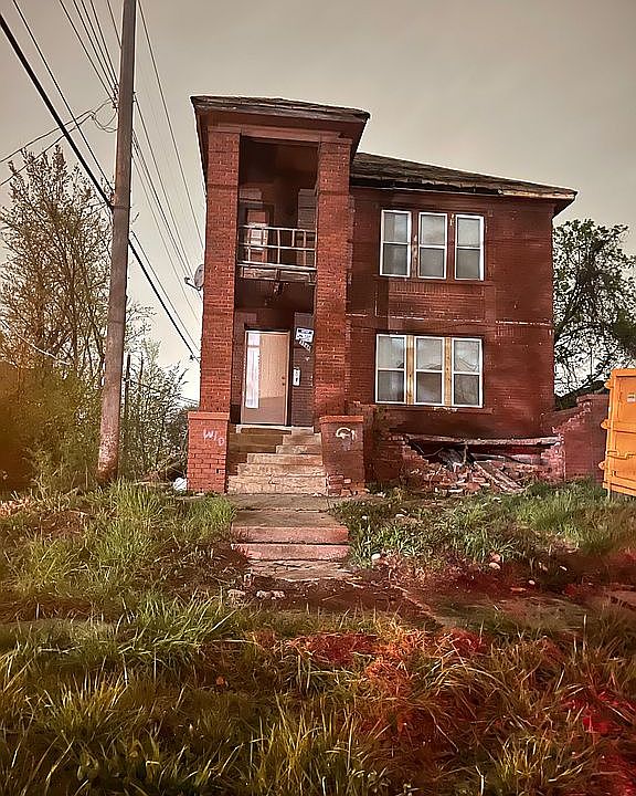 1st image of 3346 Blaine St