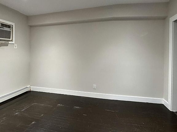 5th image of 1144 Welling Ct APT 3