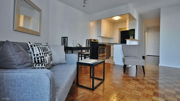 Sold by Corcoran | media 3