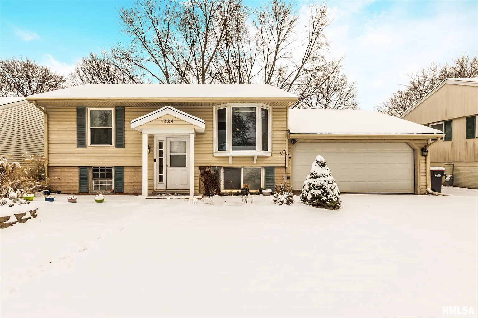 1324 Georgeanne Dr photo 1