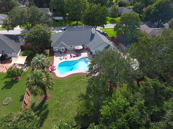 2nd image of 12461 Cachet Dr