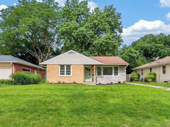 2814 48th Pl, Des Moines, IA 50310
