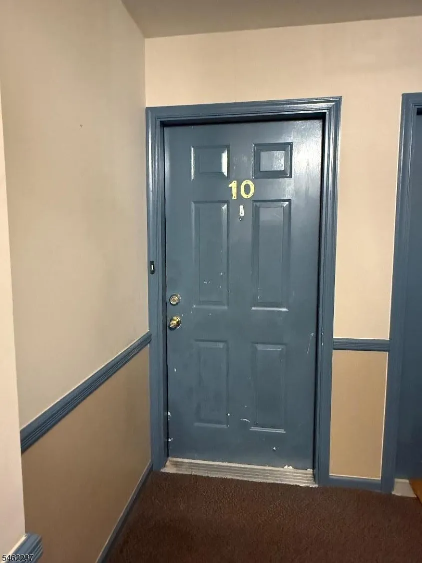1 bed, 1.0 bath, $2,200 — Photo 3