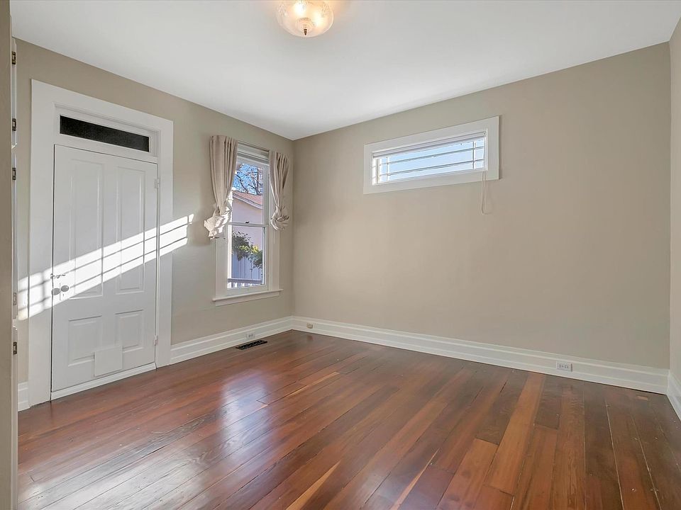 519 Poplar Ave Santa Cruz CA 95062 Zillow