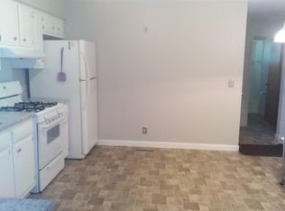 519 1/2 W Altorfer Ln, Peoria, IL
