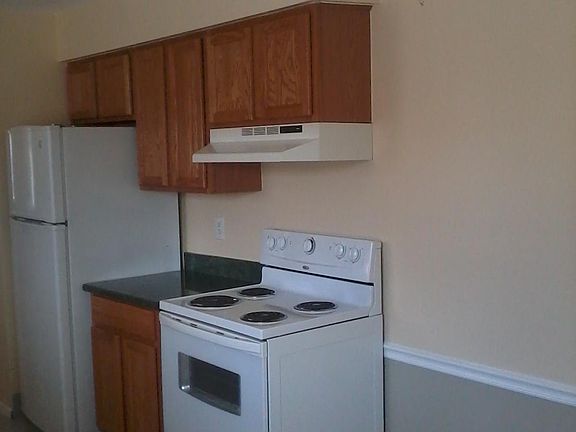 3rd image of 20037 Village Green Ct #13