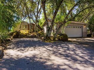 18485 Wildflower Dr, Penn Valley, CA 95946