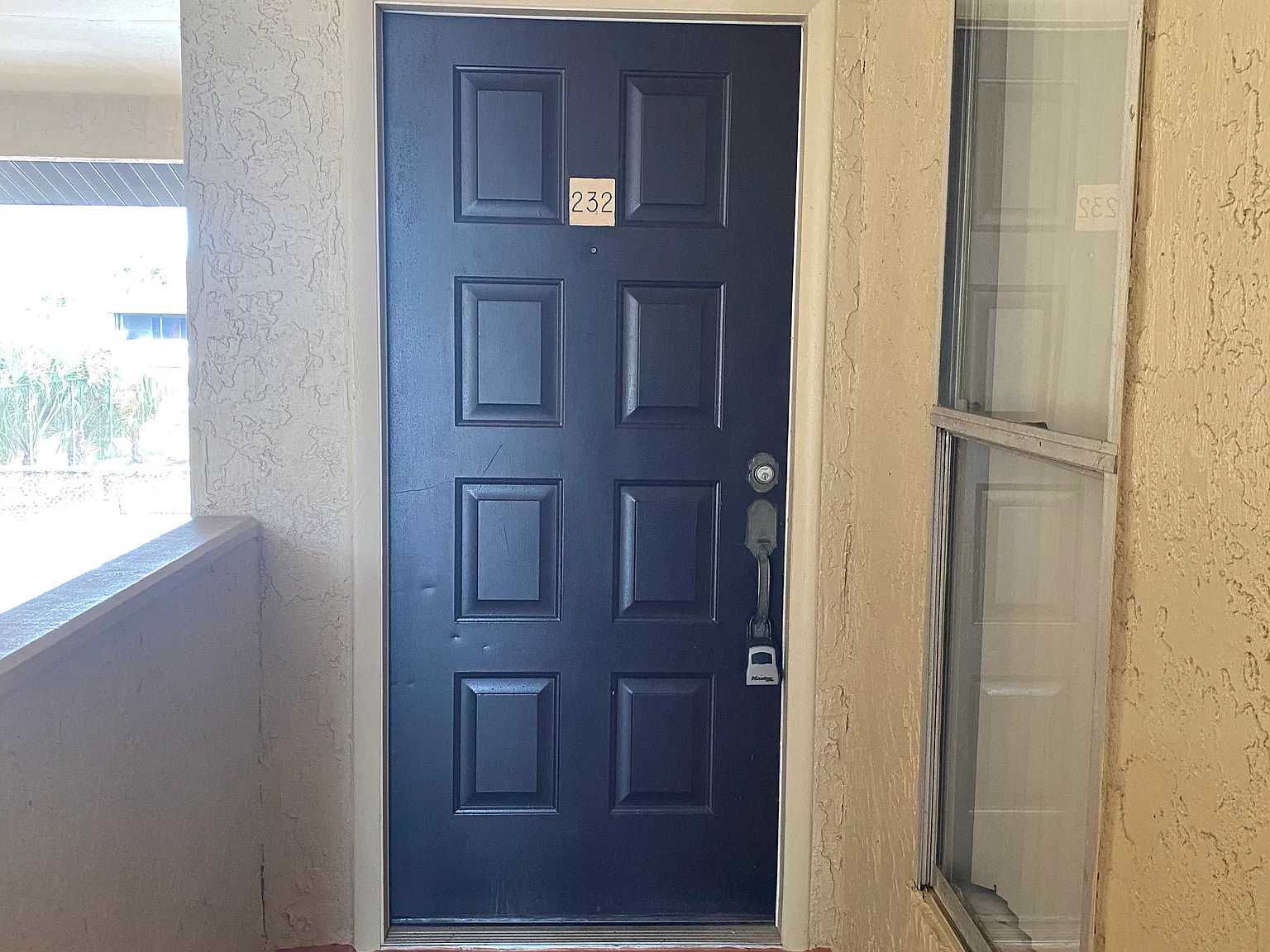 1 bed, 742 sqft, $1,300 — Photo 1