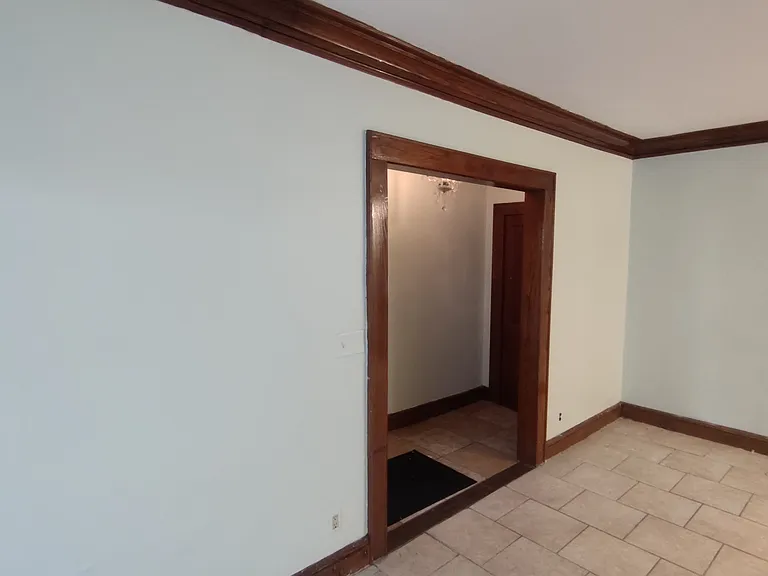 634 Madison Ave #1 — Photo 3