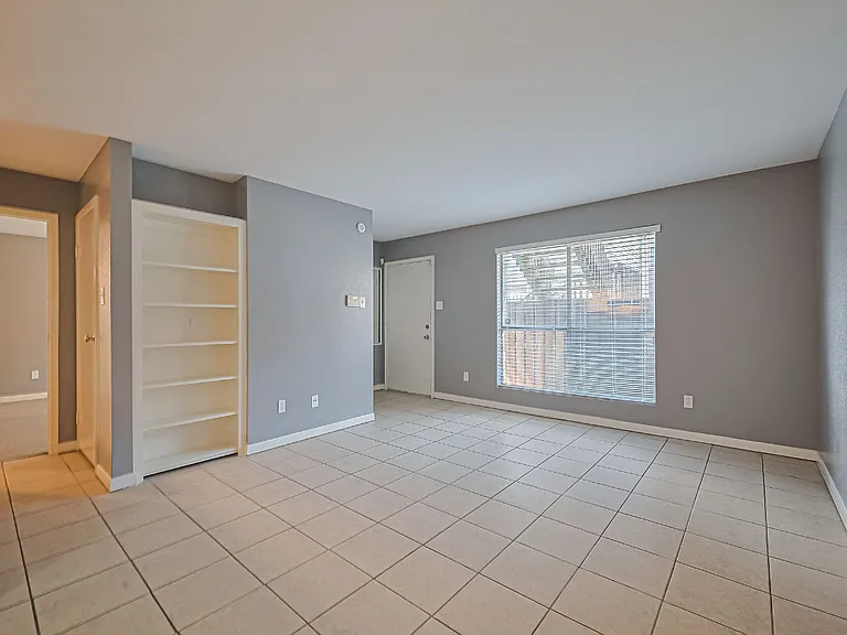 12905 Woodforest Blvd #107 — Photo 9