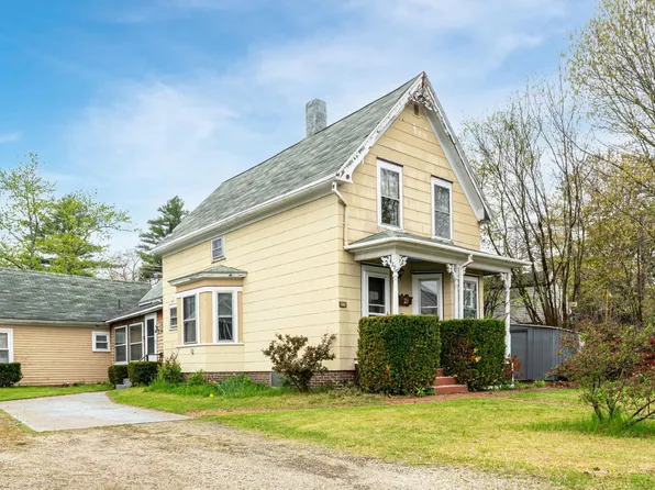 29 Brook Street, Derry, NH 03038