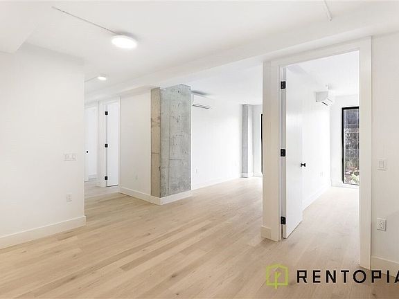 3rd image of 58 W 125th St #303